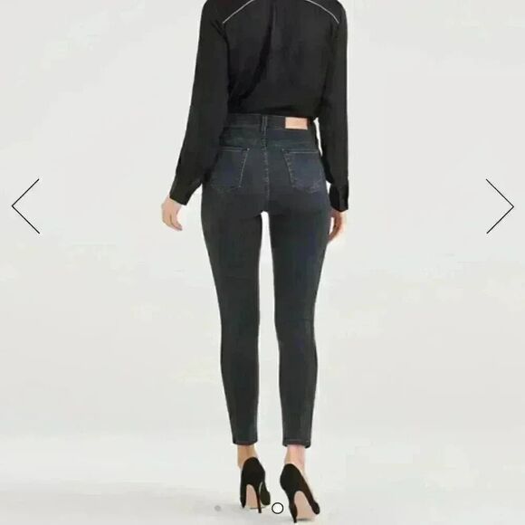 7 For All Mankind Black Luxe Vintage Aubrey Snake Print Skinny Jeans Size 29 - Picture 4 of 13